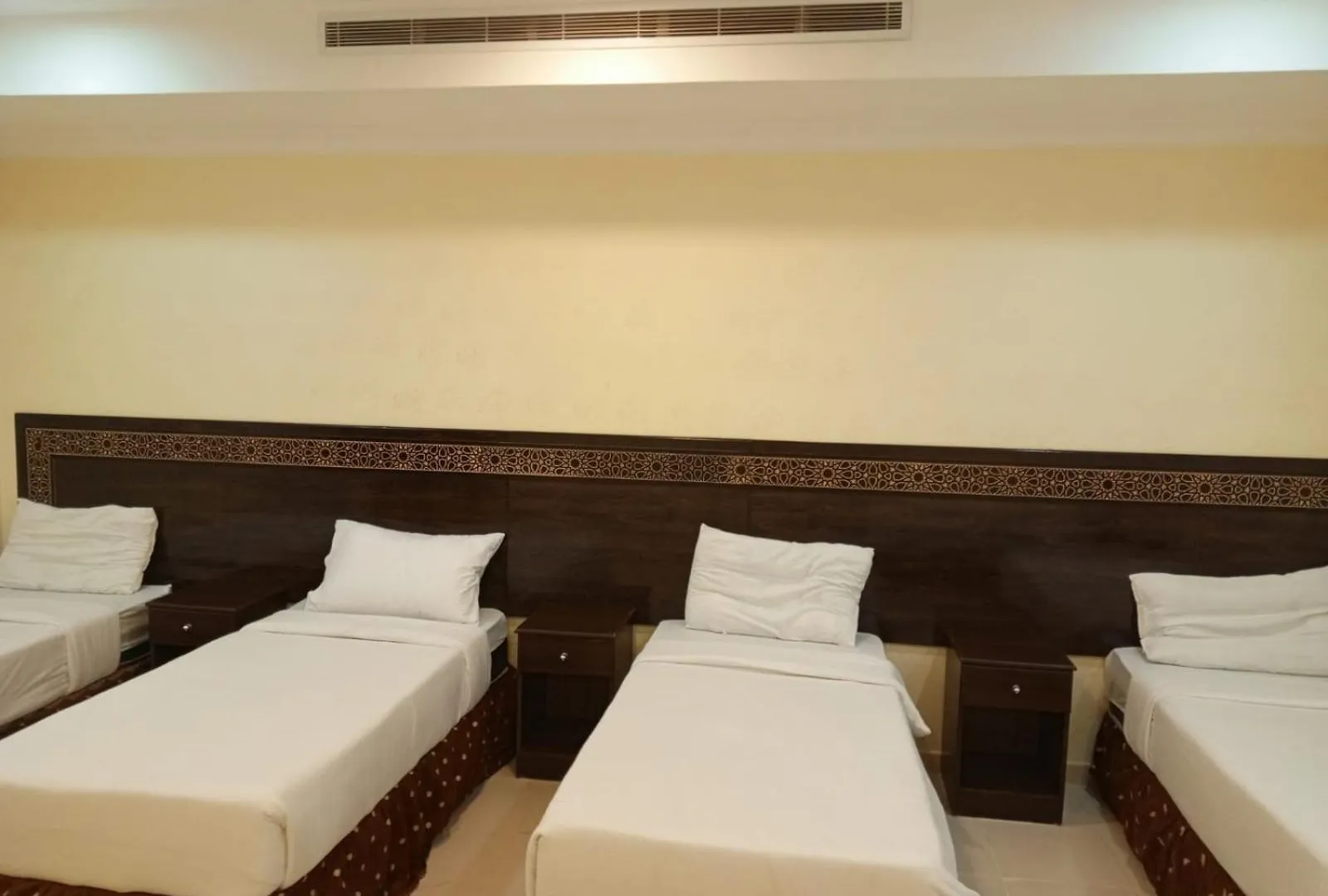 نزل الابرار العزيزية خلف مطعم ريدان Mecca 0*,  Saudi Arabia