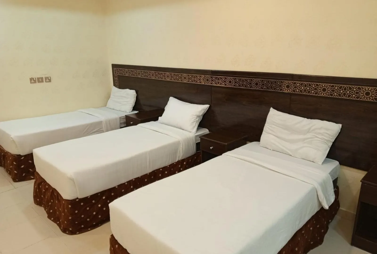 نزل الابرار العزيزية خلف مطعم ريدان Mecca Hotel